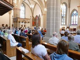 Kirchweih- und Johannifest (Foto: Karl-Franz Thiede)